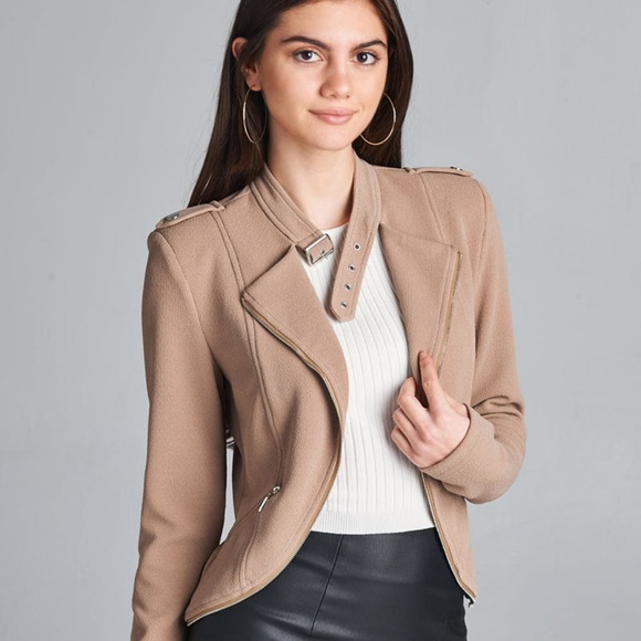 NWT CURVED HEM! Stylish Medium Weight Jacket - Picture 2 of 6